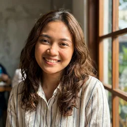 Avatar Rina Safitri - Review Pulsafa